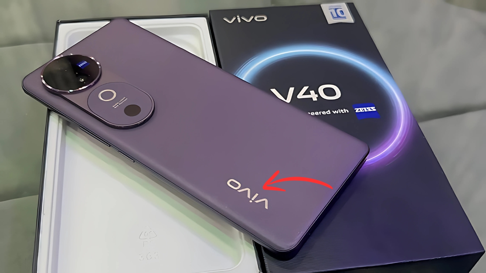Vivo V40
